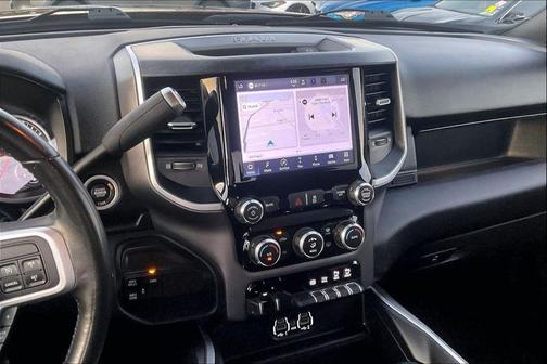 2022 RAM 3500 Big Horn Crew Cab 4x4 8' Box