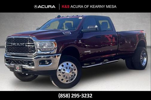 2022 RAM 3500 Big Horn Crew Cab 4x4 8' Box