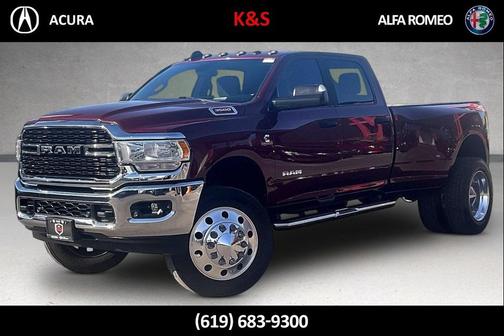 2022 RAM 3500 Big Horn Crew Cab 4x4 8' Box