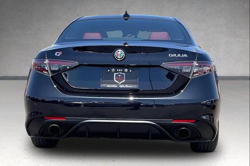 Vulcano Black Metallic 2024 Alfa Romeo Giulia Veloce AWD