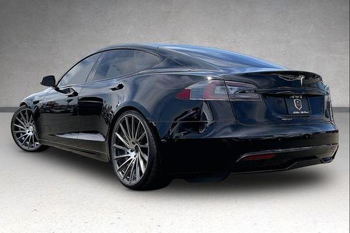 Solid Black 2022 Tesla Model S Dual Motor All-Wheel Drive