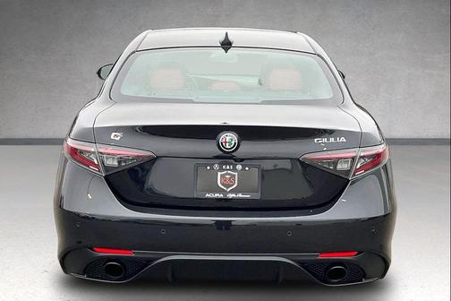 Vulcano Black Metallic 2024 Alfa Romeo Giulia Veloce AWD