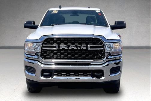 Bright White Clearcoat 2022 RAM 2500 Big Horn Crew Cab 4x4 8' Box