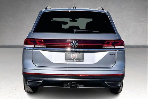 2024 Volkswagen Atlas 2.0T SE w/Technology 4MOTION