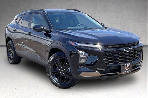 Mosaic Black Metallic 2026 Chevrolet Trax FWD ACTIV