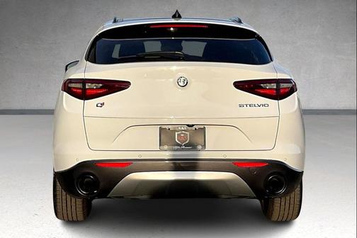 2022 Alfa Romeo Stelvio Ti
