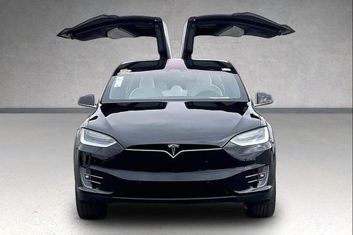Solid Black 2021 Tesla Model X Performance Dual Motor All-Wheel Drive