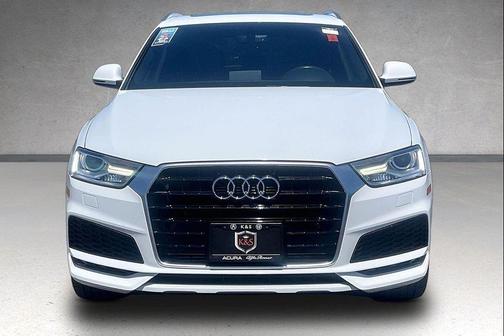 Glacier White Metallic 2018 Audi Q3 2.0T Sport Premium