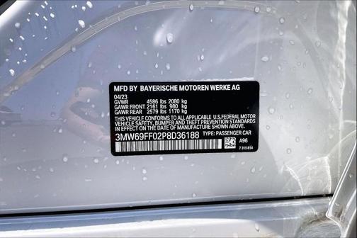 Mineral White Metallic 2023 BMW 330 330i