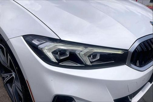 Mineral White Metallic 2023 BMW 330 330i