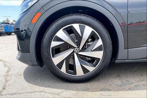 Black Metallic 2021 Volkswagen ID.4 Pro S