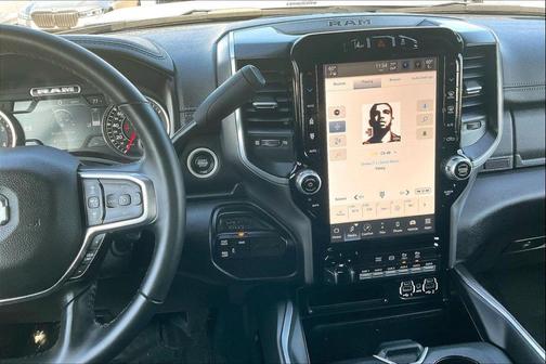 2024 RAM 2500 Laramie Crew Cab 4x4 6'4' Box