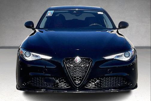 2021 Alfa Romeo Giulia Base