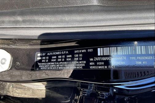 2021 Alfa Romeo Giulia Base