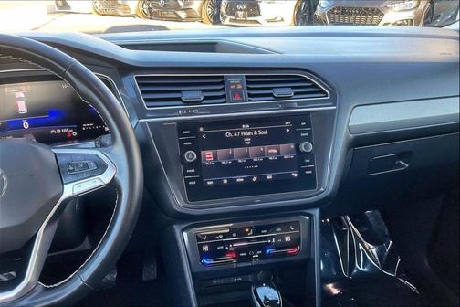 2024 Volkswagen Tiguan 2.0T SE