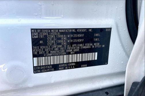 2025 Toyota RAV4 Hybrid XLE