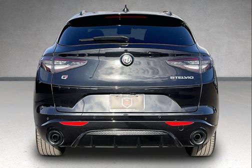 2024 Alfa Romeo Stelvio Veloce AWD
