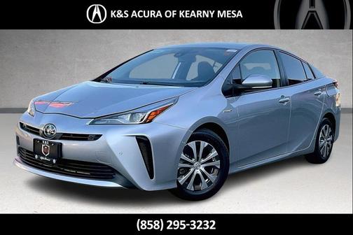 2021 Toyota Prius LE