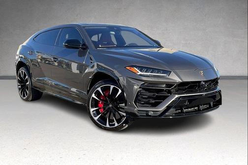 2022 Lamborghini Urus 