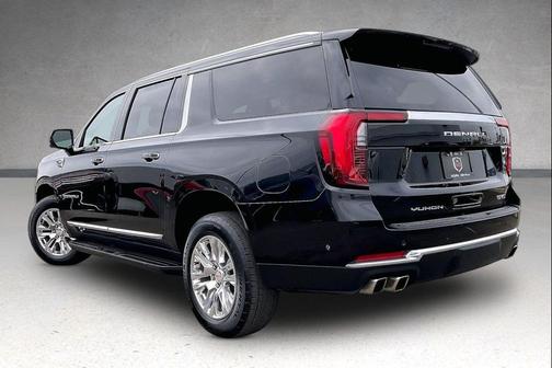 Onyx Black 2025 GMC Yukon XL Denali