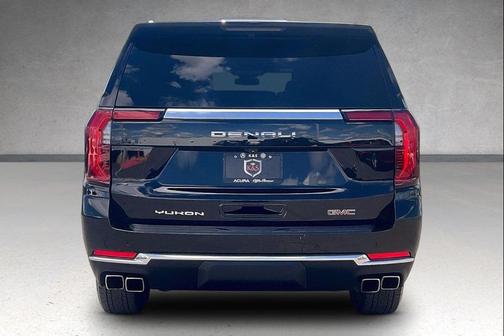 Onyx Black 2025 GMC Yukon XL Denali