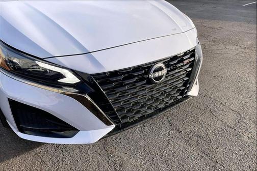 2025 Nissan Altima SR AWD