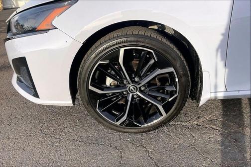 2025 Nissan Altima SR AWD