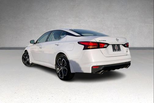 2025 Nissan Altima SR AWD