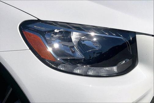 2018 Mercedes-Benz GLC 300 Base