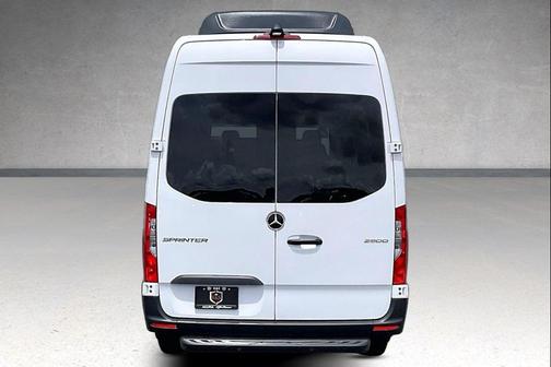 Arctic White 2024 Mercedes-Benz Sprinter 2500 High Roof