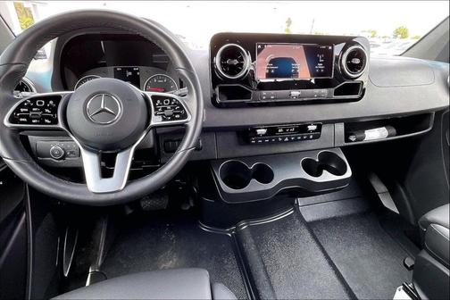 Arctic White 2024 Mercedes-Benz Sprinter 2500 High Roof