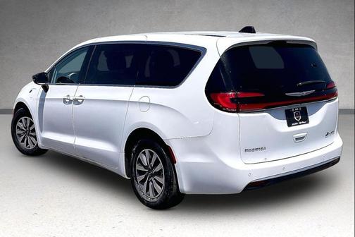 Bright White Clearcoat 2024 Chrysler Pacifica Hybrid Select