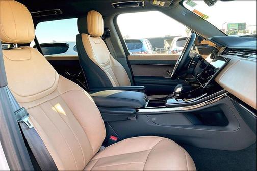 2024 Land Rover Range Rover Sport SE