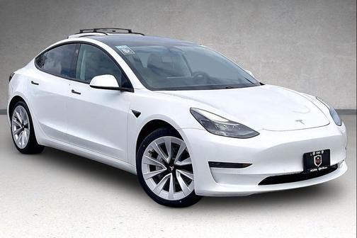 Pearl White Multi-Coat 2021 Tesla Model 3 Standard Range Plus