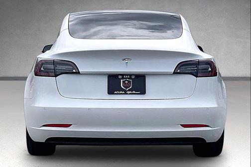Pearl White Multi-Coat 2021 Tesla Model 3 Standard Range Plus
