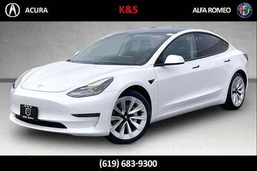 Pearl White Multi-Coat 2021 Tesla Model 3 Standard Range Plus