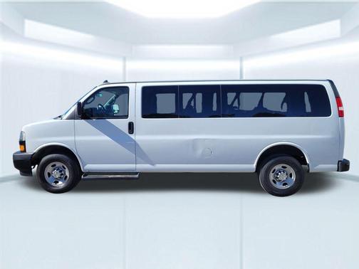 2023 Chevrolet Express 3500 RWD 3500 Extended Wheelbase LS