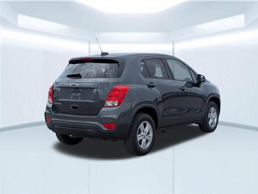Nightfall Gray Metallic 2019 Chevrolet Trax LS