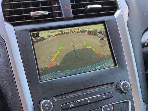 2018 Ford Fusion Hybrid SE