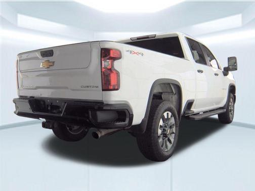 2024 Chevrolet Silverado 2500 Custom