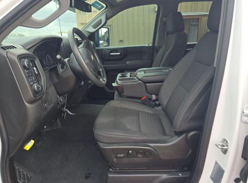 2024 Chevrolet Silverado 2500 Custom