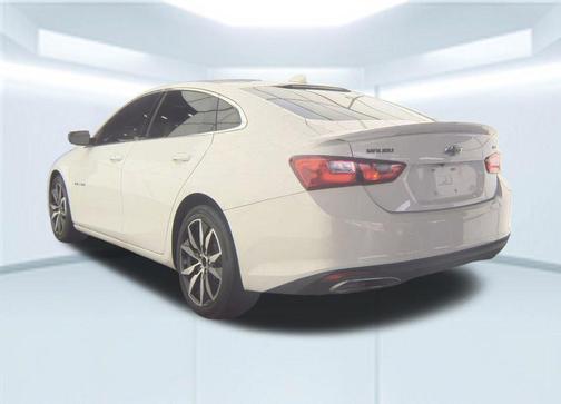 Summit White 2022 Chevrolet Malibu FWD RS