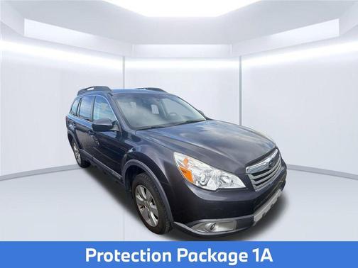 Graphite Gray Metallic 2010 Subaru Outback 3.6 R Limited