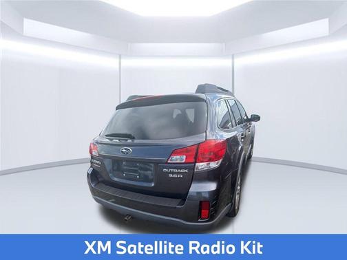 Graphite Gray Metallic 2010 Subaru Outback 3.6 R Limited
