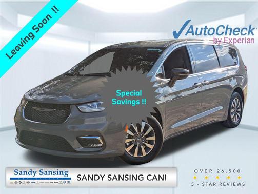 2025 Chrysler Pacifica Hybrid Select