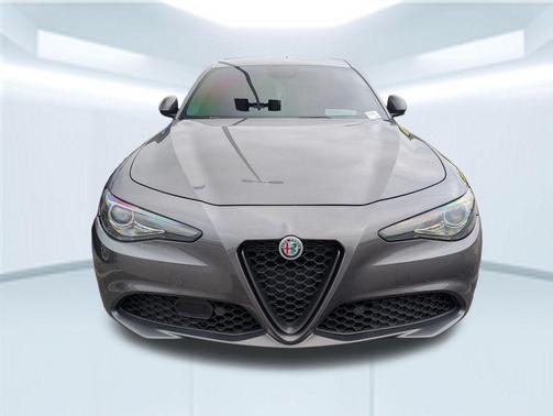 2019 Alfa Romeo Giulia Base