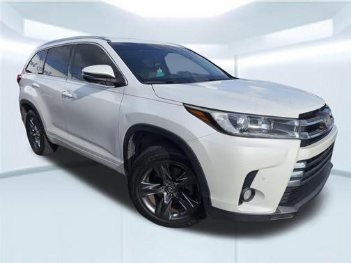 2017 Toyota Highlander Limited Platinum