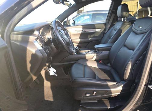 2023 Cadillac XT6 Luxury FWD