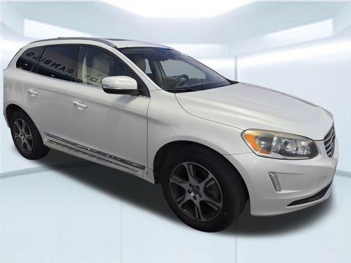 2014 Volvo XC60 T6 R-Design
