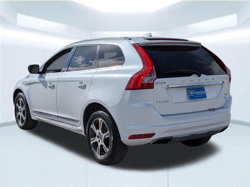 2014 Volvo XC60 T6 R-Design